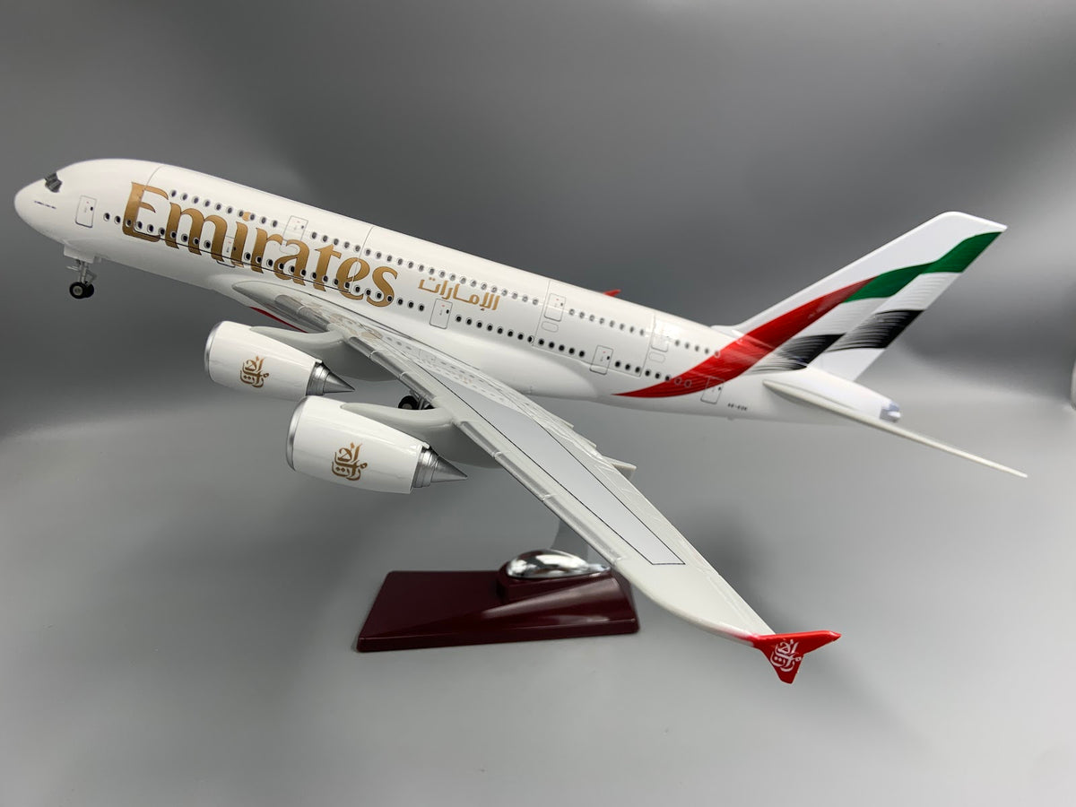 RBF 1:160 A380 EMIRATES CUTAWAY MODEL A103-2