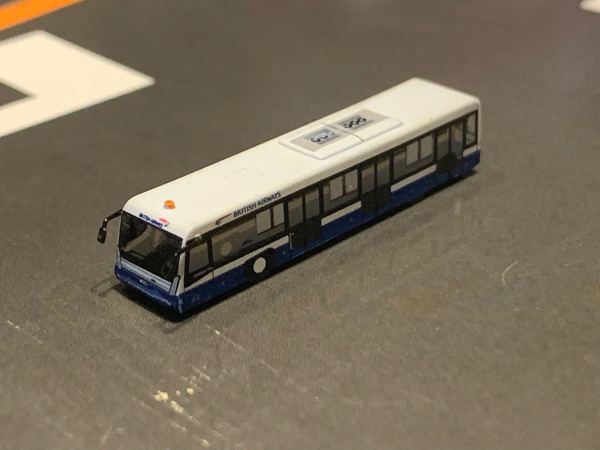 RBF 1:400 Airport Bus BRITISH 4 in 1 Set AA4004