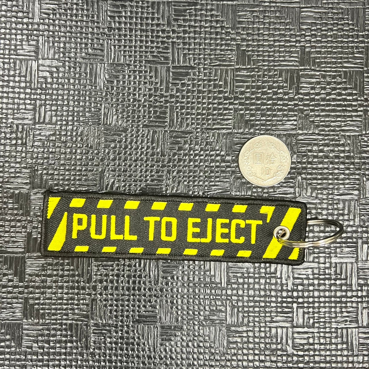 RBF PULL TO EJECT KEY RING K-PE
