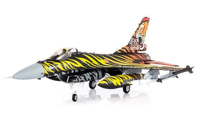 RBF絕版 JC 金屬 1:72 F-16C Fighting Falcon Force, 4 JCW-72-F16-014 全球免運