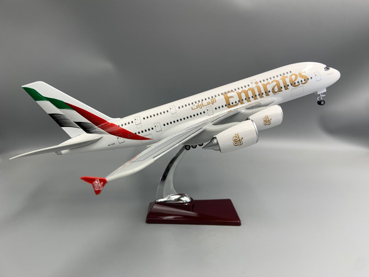 RBF 1:160 A380 EMIRATES CUTAWAY MODEL A103-2