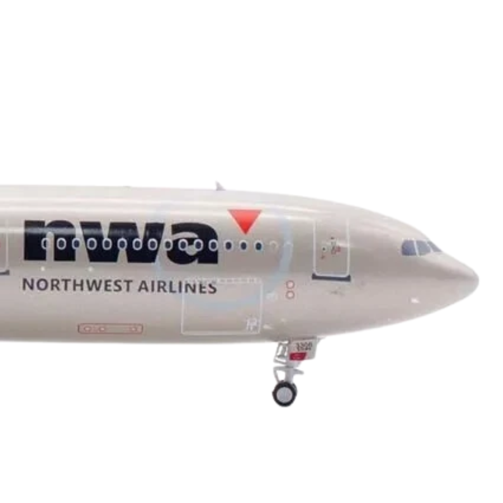 RBF IF 1:200 Northwest A330-323 N806NW B-333-806NW