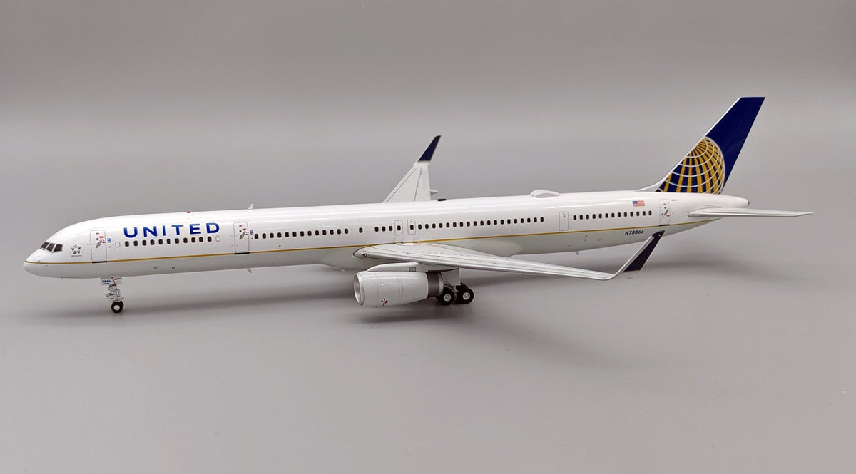 RBF IF 1:200 United 757-33N N78866 IF753UA1123